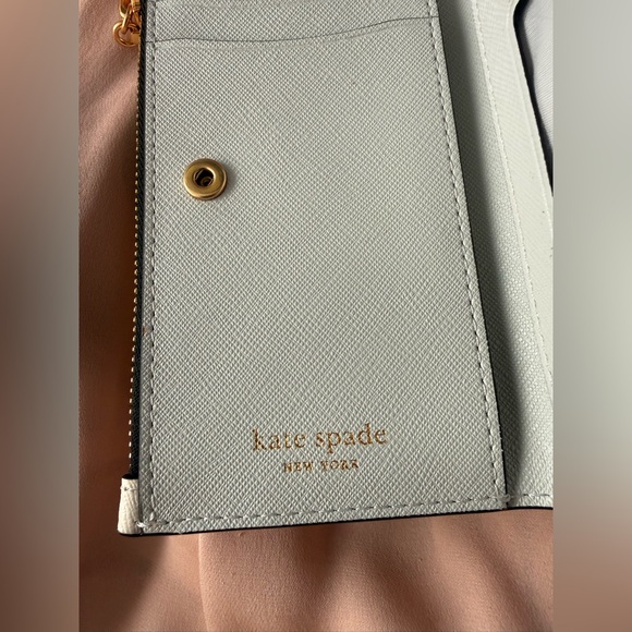 Kate Spade Morgan Matchbox Embossed Small Slim Bifold Wallet - Picture 10 of 15